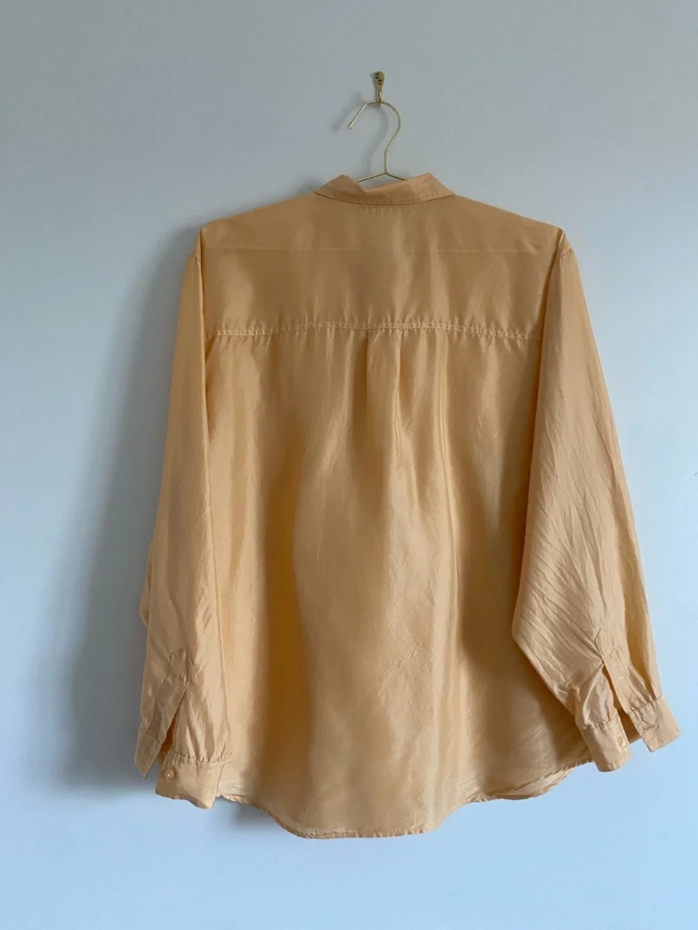 Vintage • Fluid Silk Shirt • 100% Silk • Fits L–XL - Picture 5 of 6